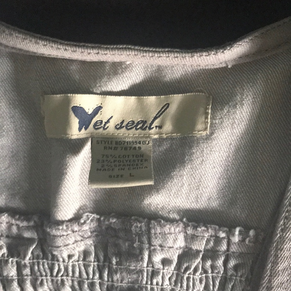 Best - Picture 2 of 3